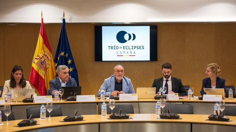 Espaa activa el plan para el eclipse de 2026 con una gua oficial de seguridad