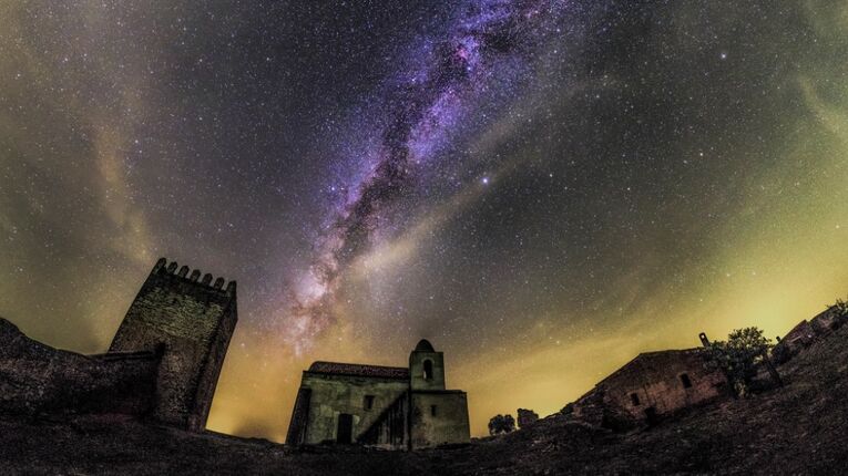 Alqueva un balcn con vistas al espacio profundo