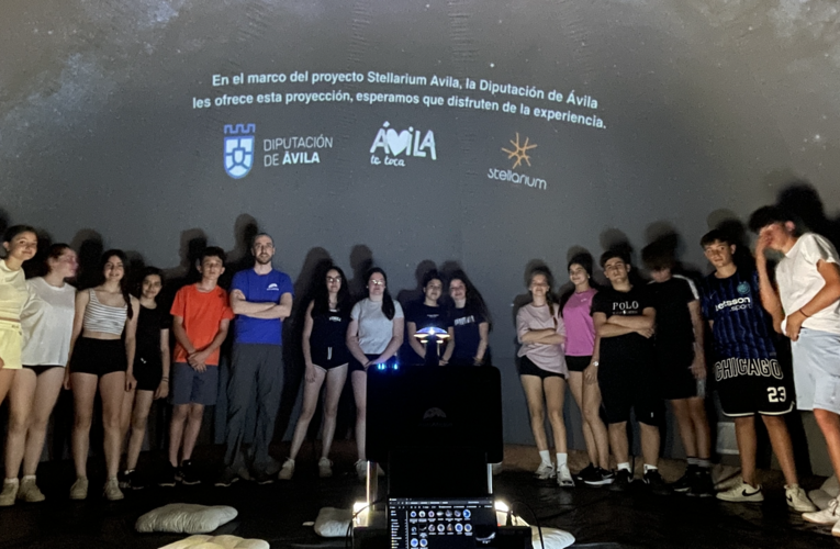 Taller de Estrellas en Naturvila cuando el cielo oscuro se convierte en aula