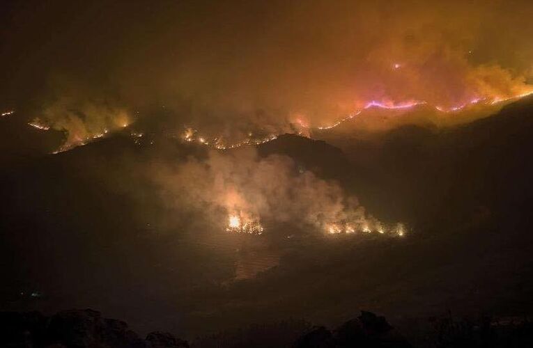 Cuando el cielo tambin arde Extremadura resiste