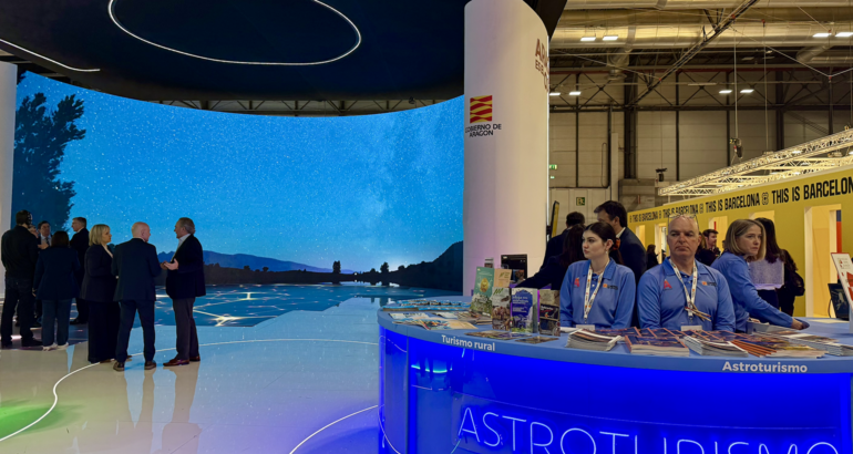 La agenda del astroturismo marca FITUR 2026 eclipses destinos y cielos estrellados