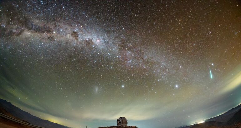 Lluvia de estrellas Lridas 2026 cmo cundo y dnde verlas en su mejor momento