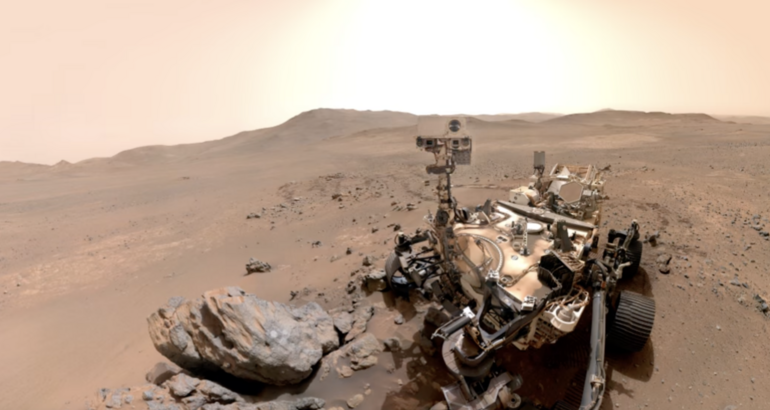Perseverance se hace un nuevo selfie en Marte y muestra su frontera occidental