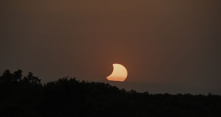 El Gobierno confirma un eclipse sin incidencias graves pese a la gran afluencia