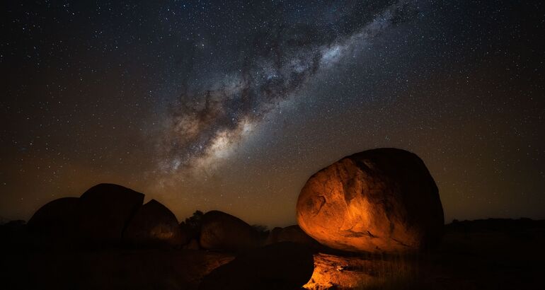 Karlu Karlu el paisaje sagrado de Australia que ahora tambin protege sus estrellas