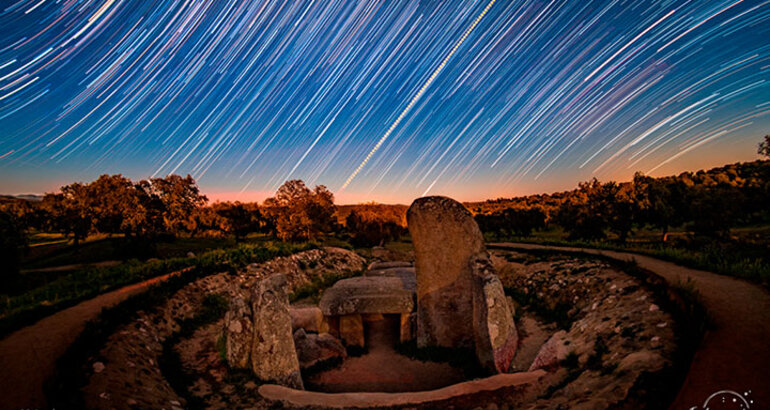 El solsticio de junio desde los dlmenes de Extremadura