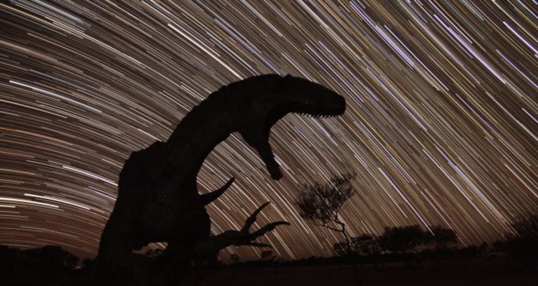 Un santuario Dark Sky lleno de dinosaurios