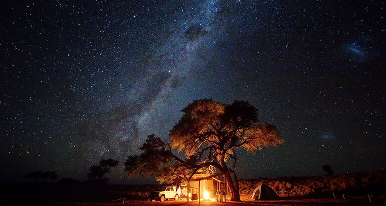 Las estrellas y los leopardos de la oscura Namibrand