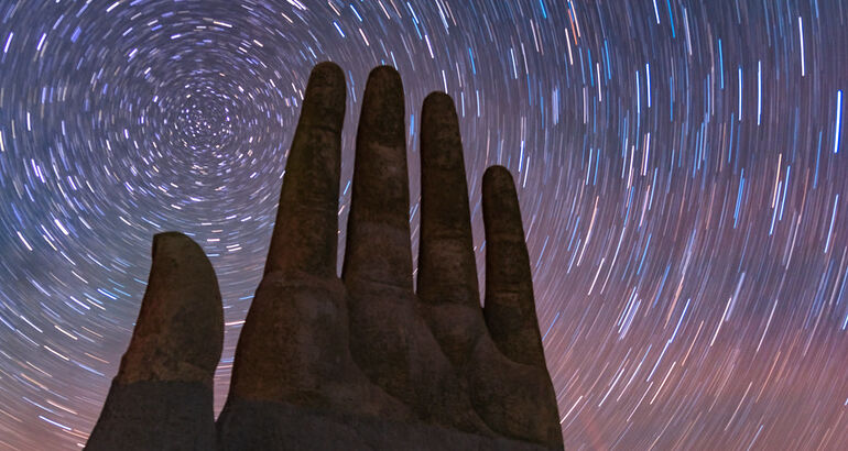 La Mano que apunta al cielo de Antofagasta