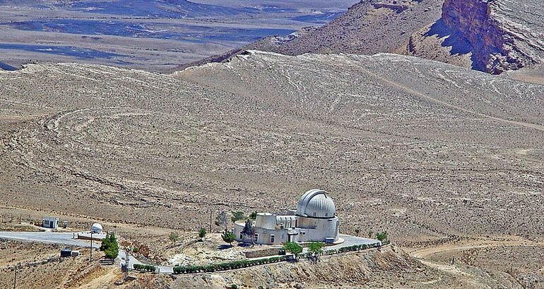 Un Observatorio Astronmico en un crter