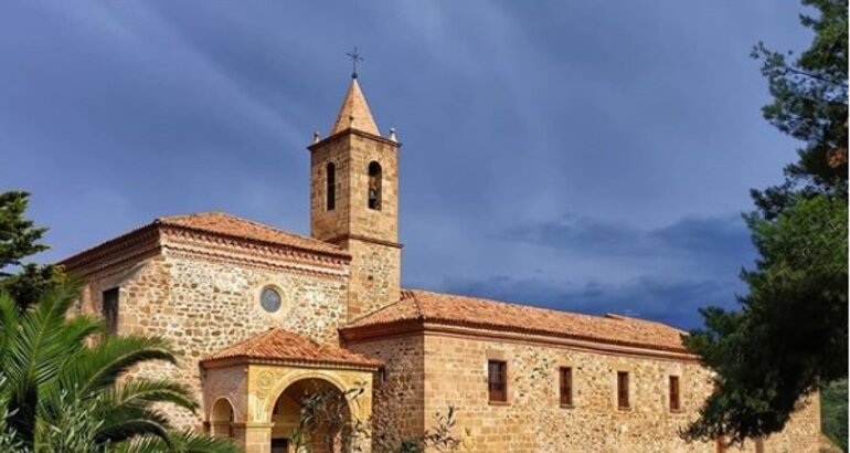 Silencio y estrellas en El Monasterio El Olivar