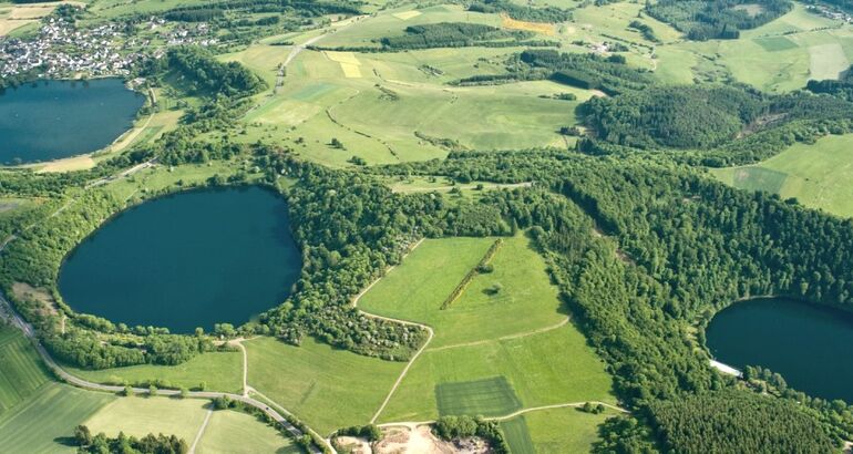 Parque Eifel un oasis de cielo oscuro en la zona ms poblada de Alemania