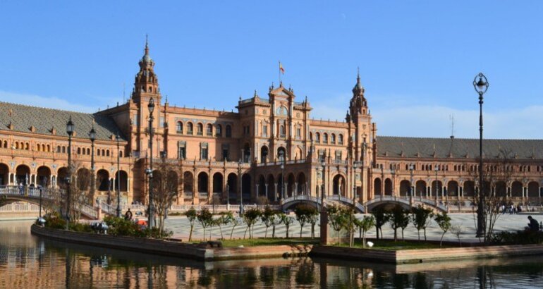 Razones por las que Sevilla ser la sede de la Agencia Espacial Espaola