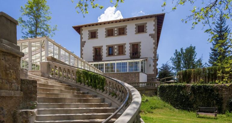 Balneario de Manzanera rlax y observacin de estrellas en Gdar Javalambre