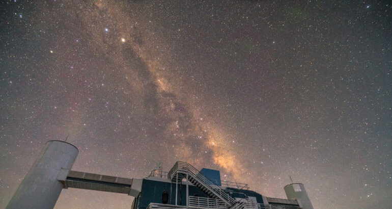 Observatorio IceCube  o por qu a los neutrinos les gusta el Polo Sur