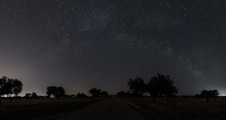 Un Centro para la Proteccin y Promocin del Cielo Nocturno en Badajoz