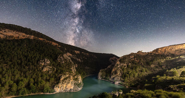 Descubriendo el Destino Starlight de Albacete de comarca en comarca