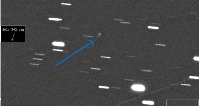 Cometa CamarasaDuszanowicz un cometa con ADN espaol