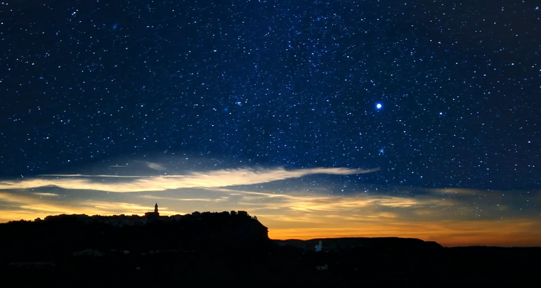 Alojamientos Starlight en Navarra casas rurales un albergue y un sendero estelar 