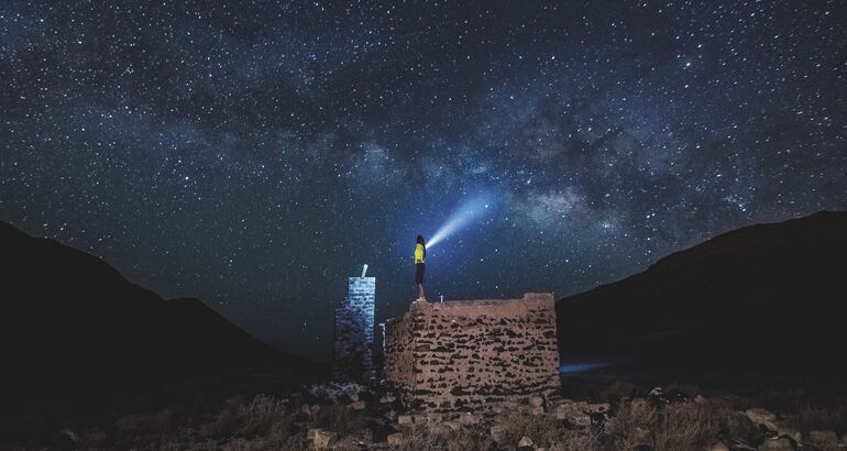 65 Los cielos ms bellos de Espaa la primera gua de viajes dedicada al astroturismo 
