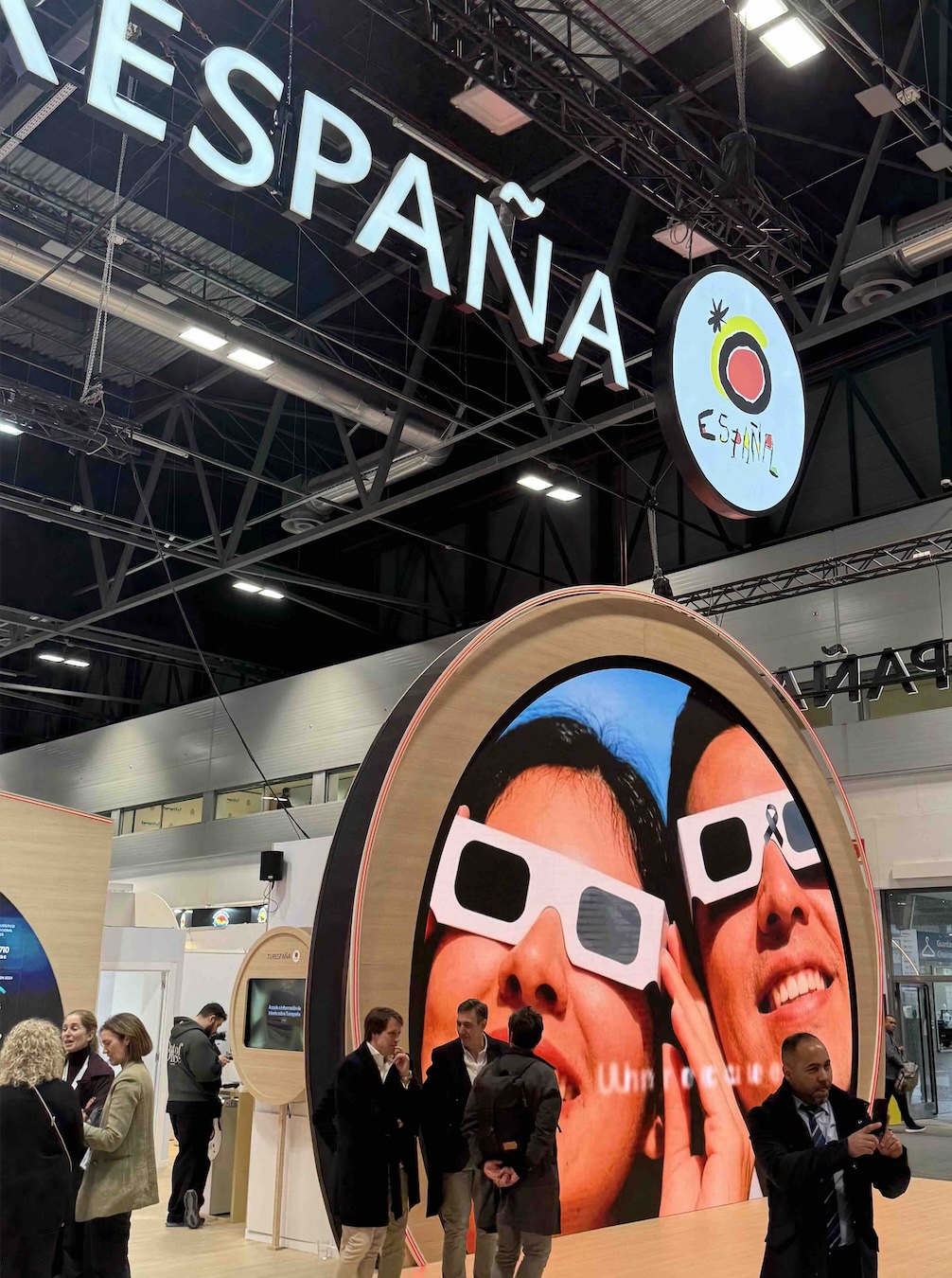 trío de eclipses turespaña fitur