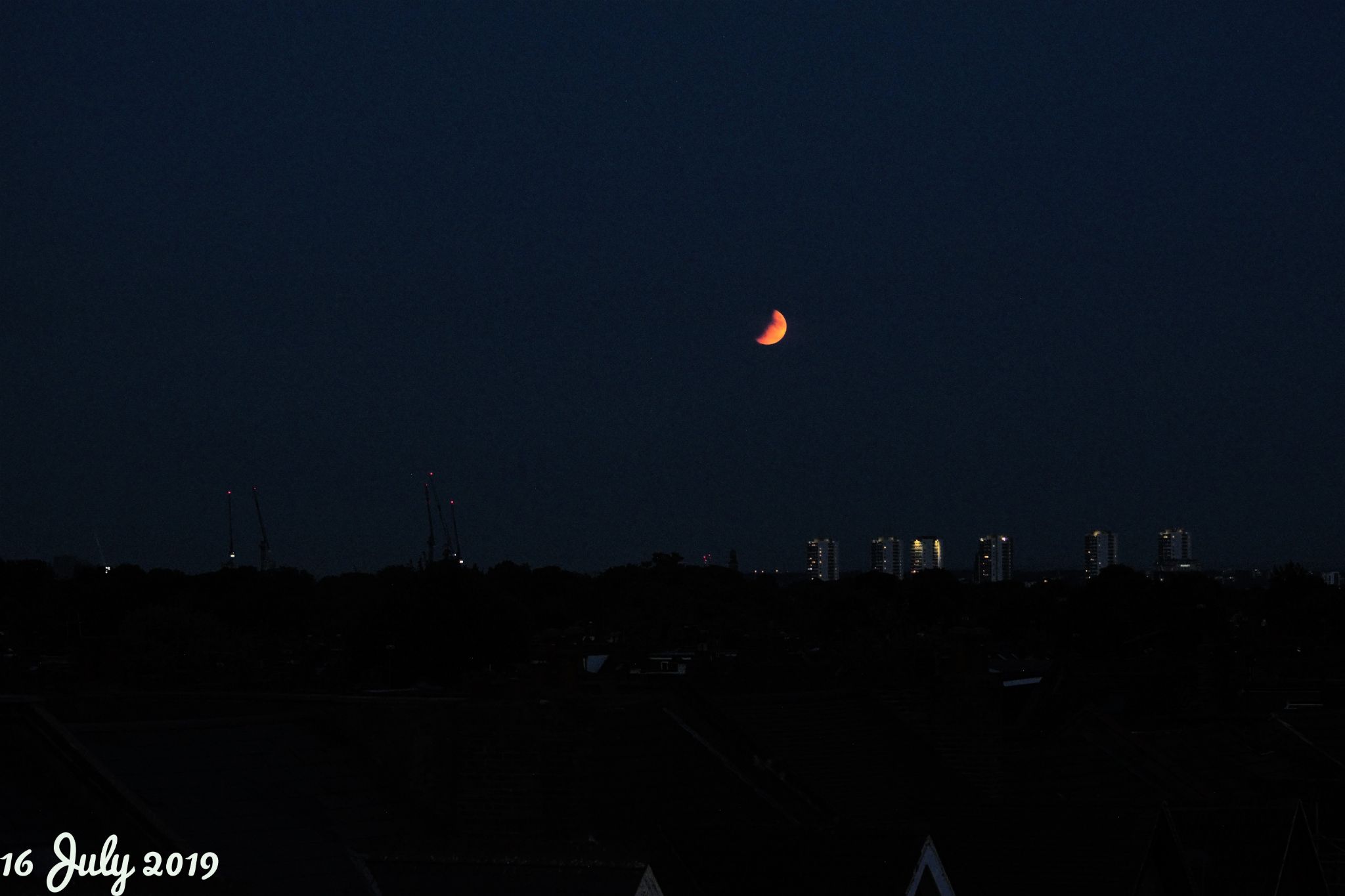 eclipse parcial luna 16 julio 2019