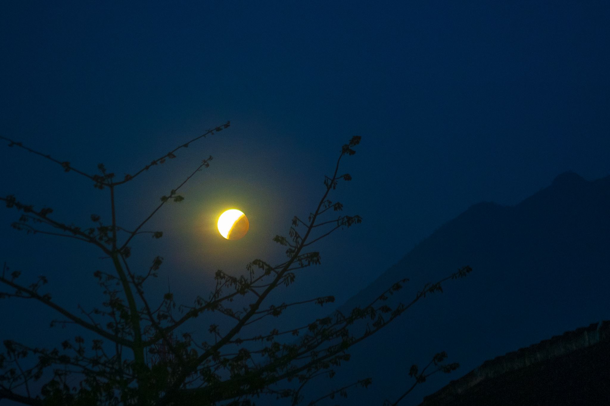 eclipse parcial luna 16 julio 2019