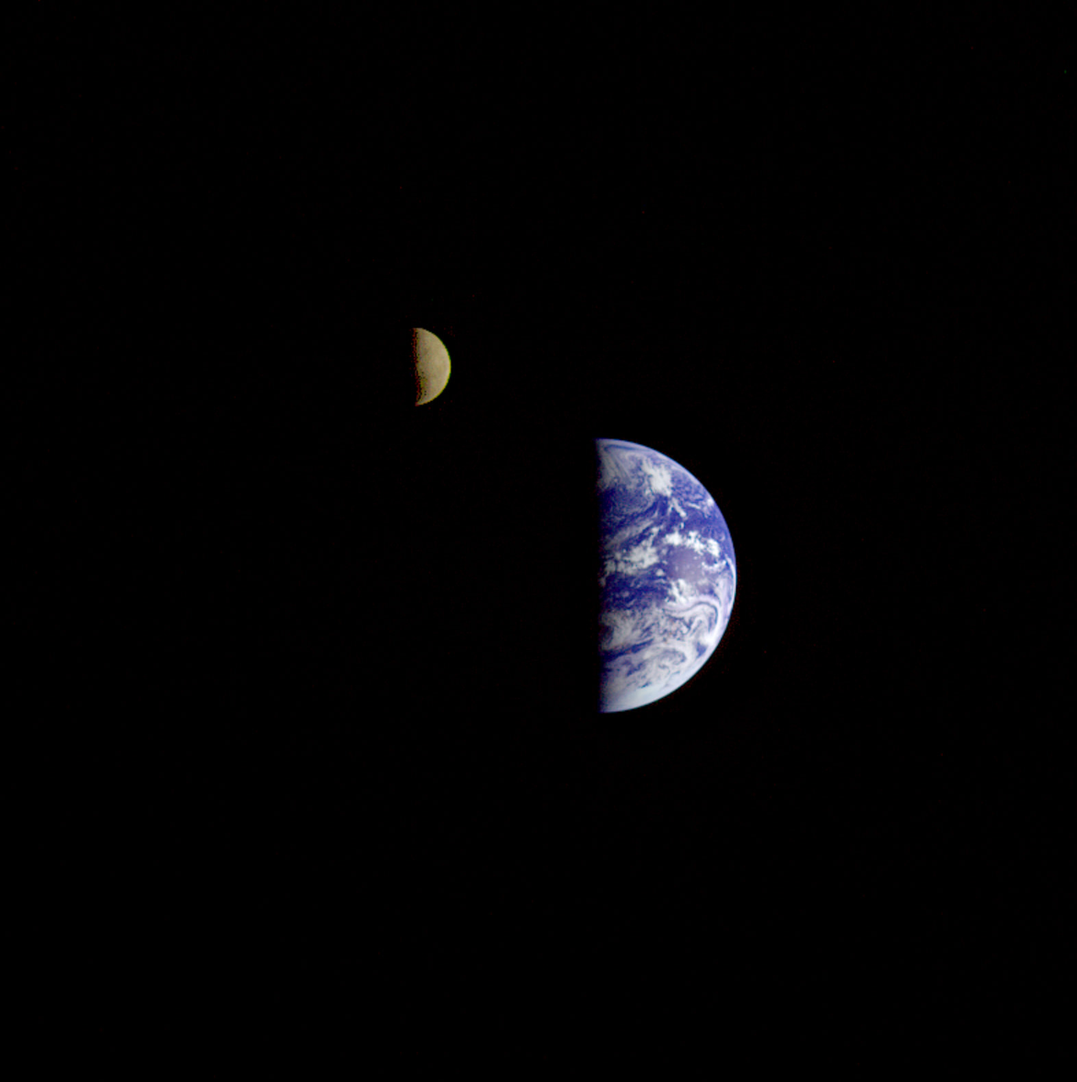 Tierra y luna NASA