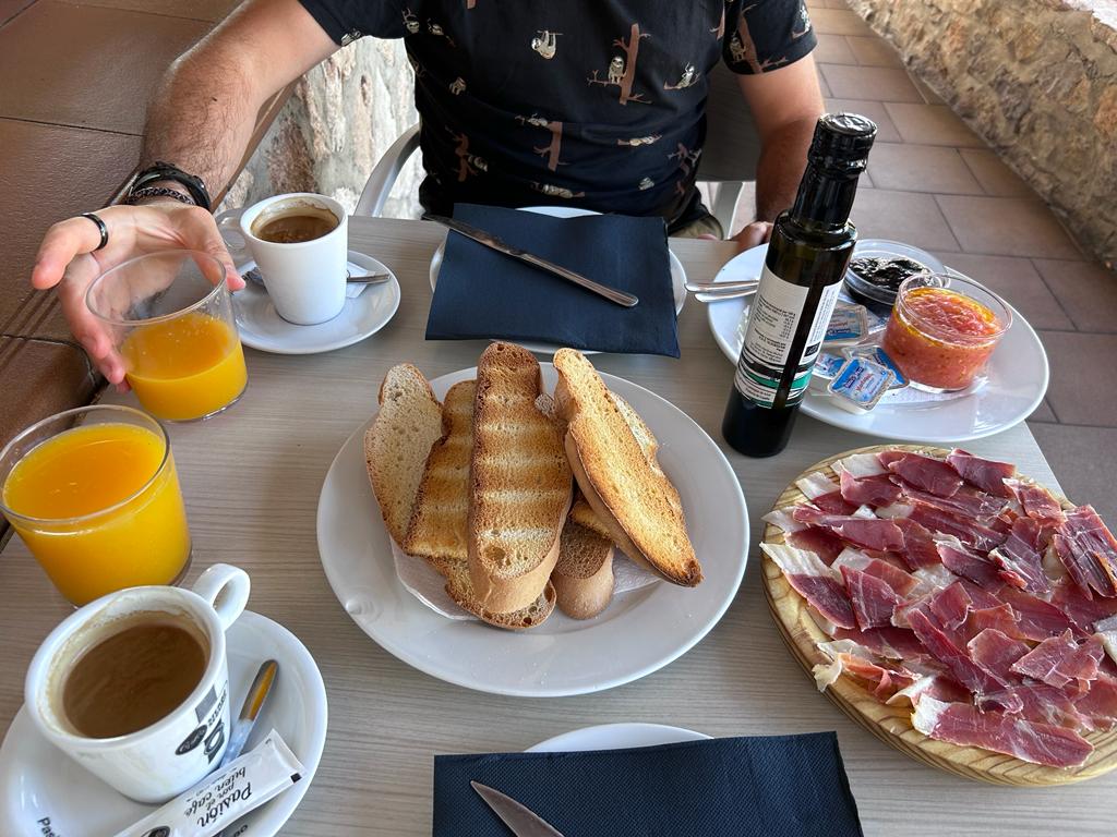 posada peñarrubia desayuno