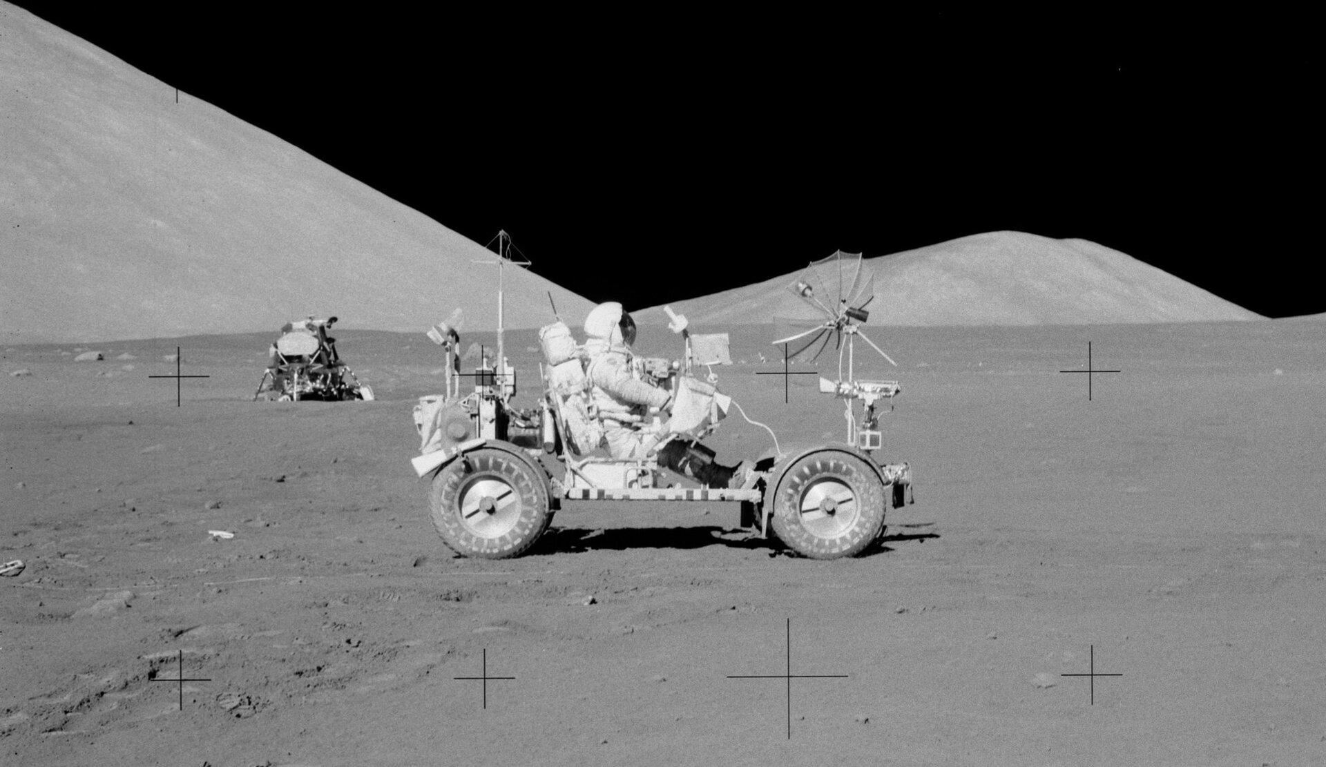 Apollo 17 s lunar rover