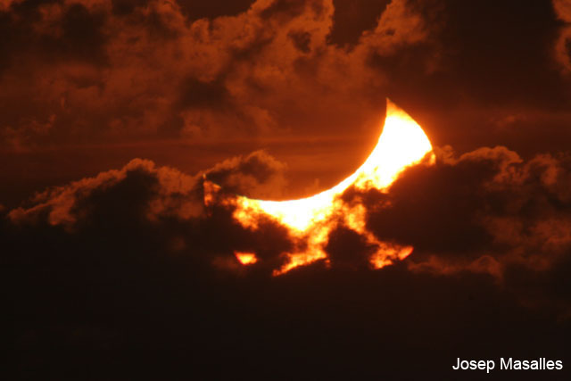 Eclipse solar